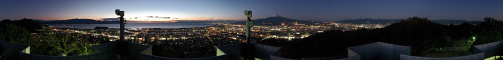 香貫山 芝住展望台からの360度パノラマ夜景写真（日没直後）